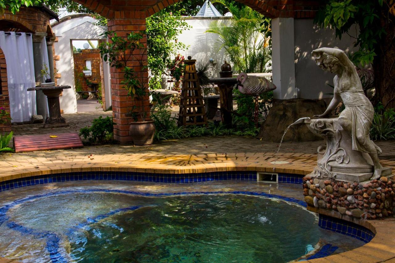 Aristo Manor Hotell Richards Bay Eksteriør bilde